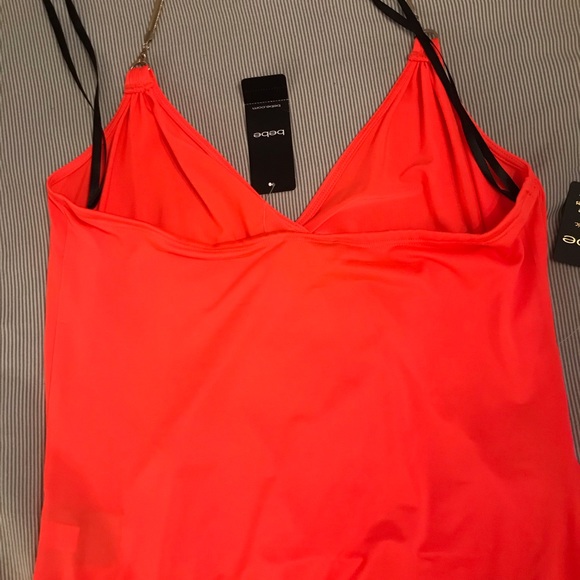 Halter top - Picture 2 of 2